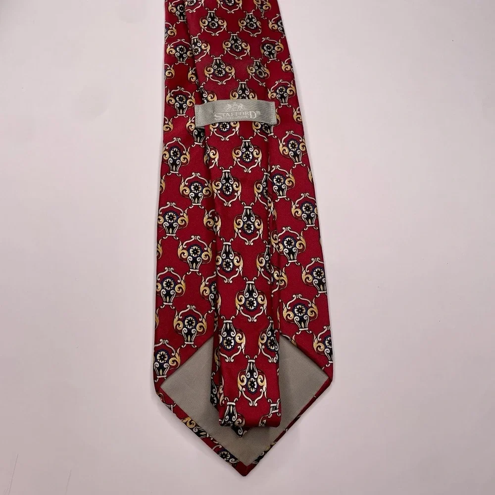Stafford Executive 100% Silk USA‎ Made Red Geometric Neck Tie Business Formal